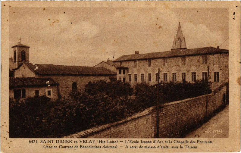 Carte postale ancienne Saint-Didier-en-Velay - L'Ecole Jeanne d'Arc à Saint-Didier-en-Velay