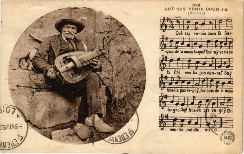 Carte postale ancienne Bourrée - Qué Say Venia Doun Fa - Folklore