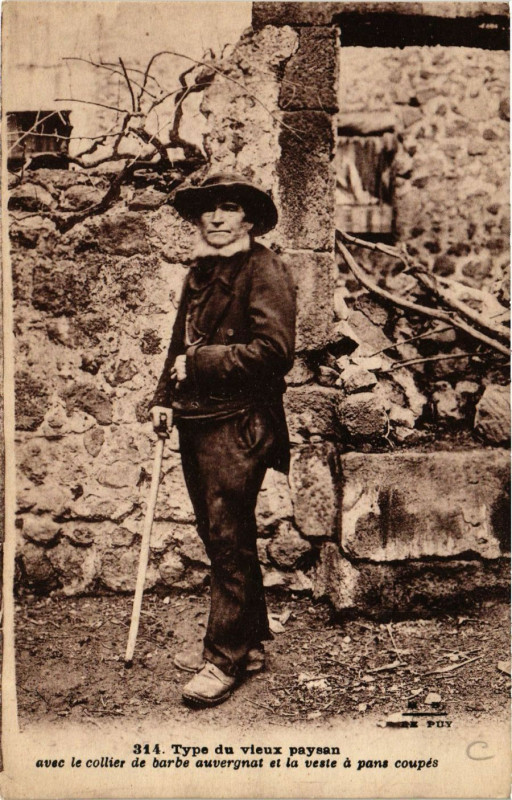 Carte postale ancienne Type du Vieux paysan - Folklore