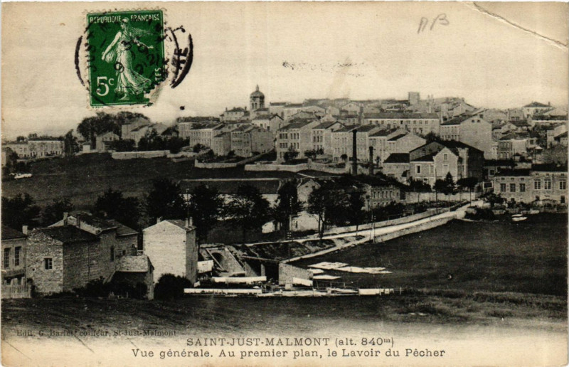Carte postale ancienne Saint-Just-Malmont - Vue générale - Le Lavoir du Pecher à Saint-Just-Malmont