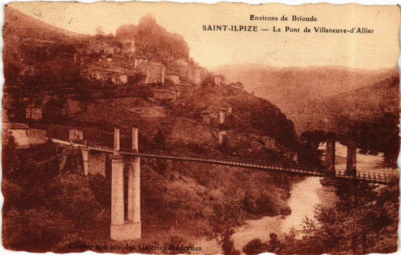 Carte postale ancienne Saint-Ilpize - Le Pont de Villeneuve-d'Allier à Saint-Ilpize