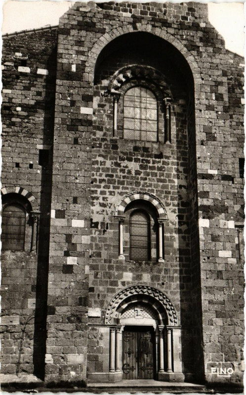 Carte postale ancienne Saint-Paulien alt 795 m - Eglise Saint-Gorges (Xii s.) - à Saint-Paulien