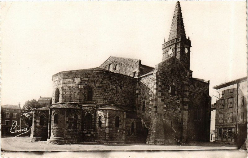 Carte postale ancienne Saint-Paulien alt 795 m - Ensemble de l'Eglise Saint-Georges à Saint-Paulien