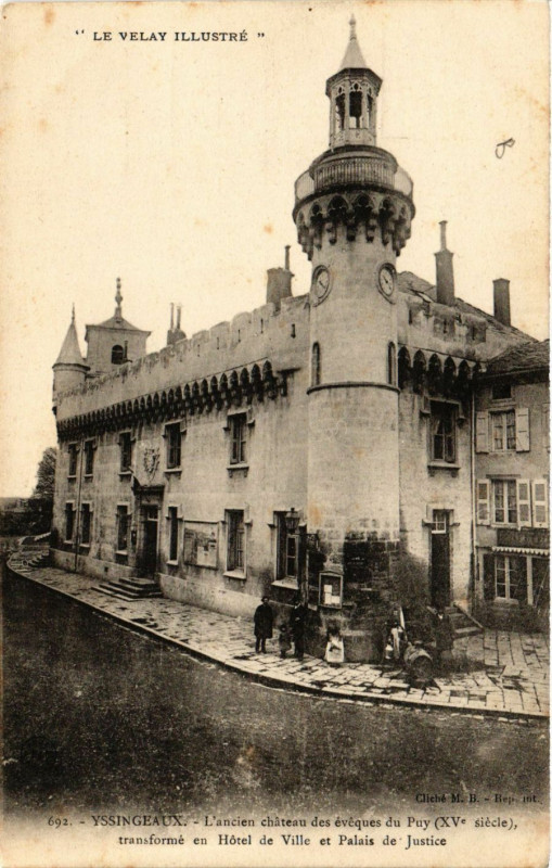Carte postale ancienne Yssingeaux - L'ancien chateau des eveques du à Yssingeaux