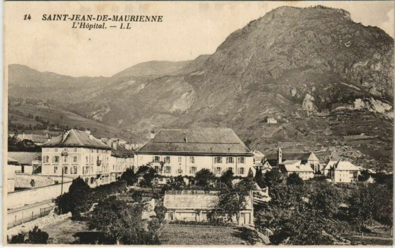 Carte postale ancienne Saint-Jean-de-Maurienne L'Hopital à Saint-Jean-de-Maurienne
