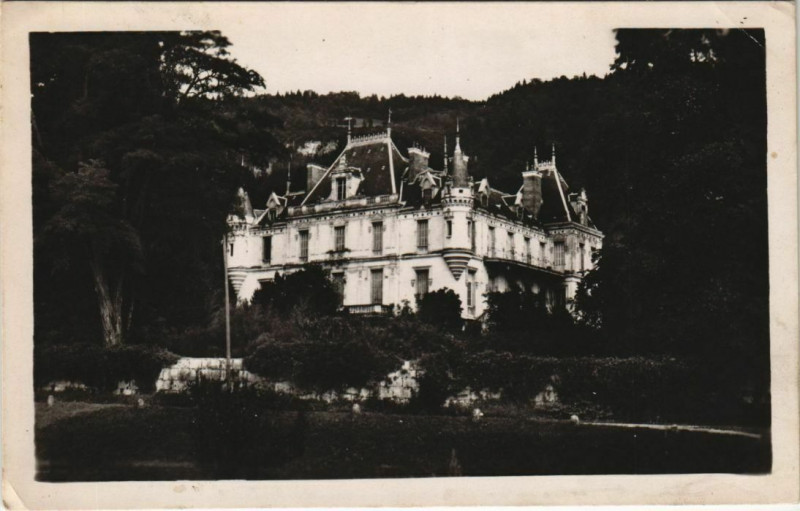 Carte postale ancienne Saint-Beron Le Chateau - La Tour du Roi