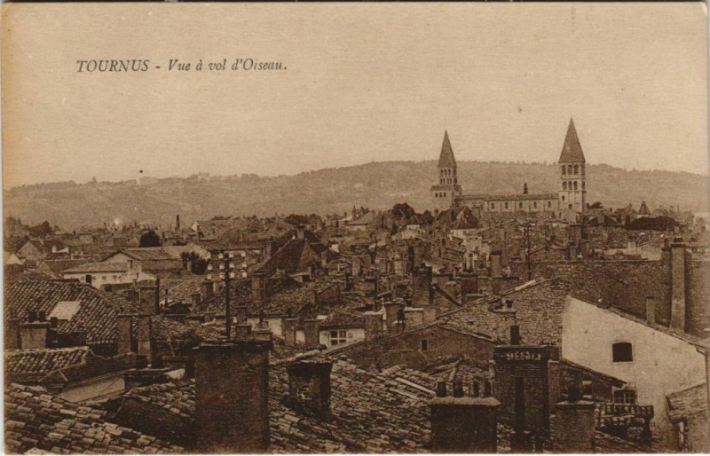 Carte postale ancienne Tournus Vue a vol d'Oiseau France à Tournus