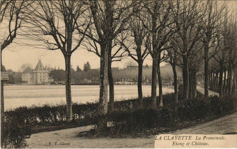 Carte postale ancienne La Clayette La Promenade Etang et Chateau France à La Clayette