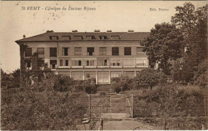 Carte postale ancienne St.Remy Clinique du Docteur Rijaux France
