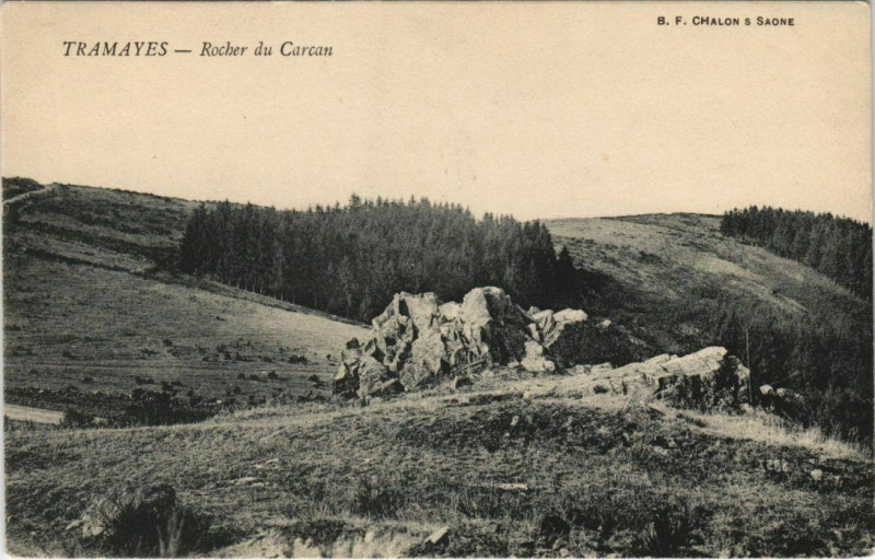 Carte postale ancienne Tramayes Rocher du Carcan France à Tramayes