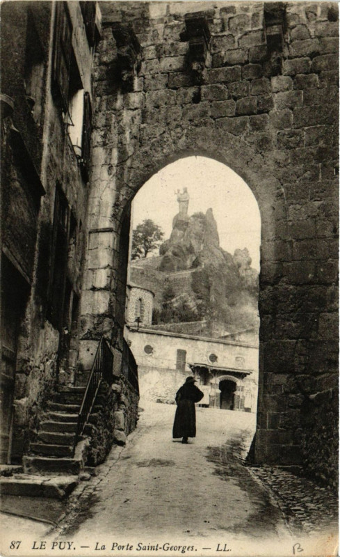 Carte postale ancienne Le Puy - La Porte Saint-Georges
