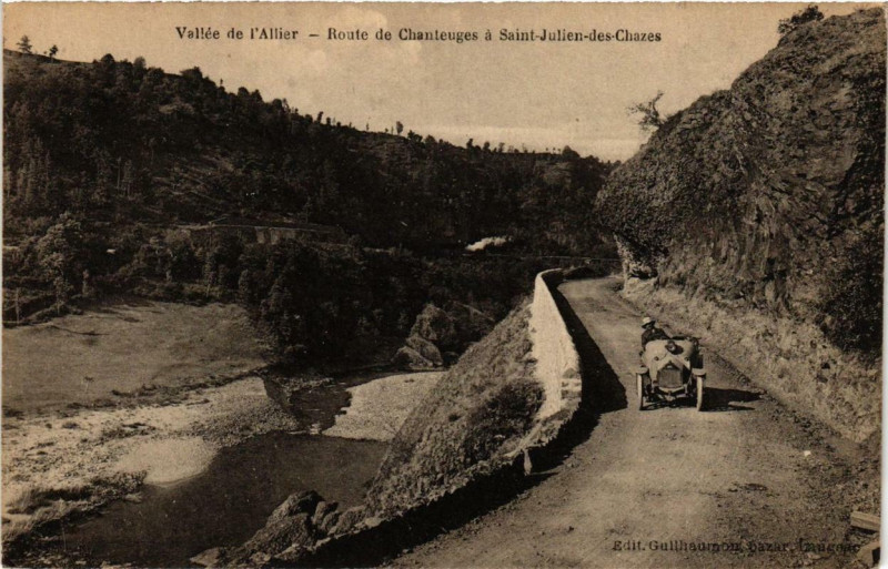 Carte postale ancienne Vallée de l'Allier Route de Chanteuges a Saint-Julien des Chazes