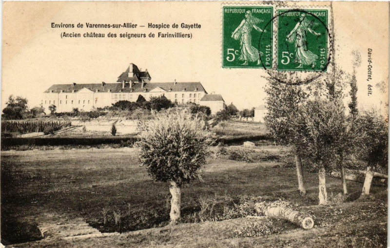 Carte postale ancienne Env. de Varennes-sur-Allier Hospice de Gayette à Varennes-sur-Allier