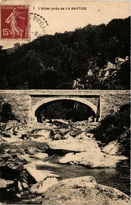 Carte postale ancienne L'Allier pres de La Bastide