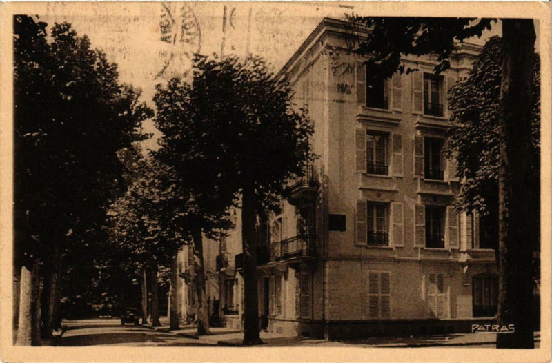 Carte postale ancienne Vichy Hotel d'Amerique à Vichy