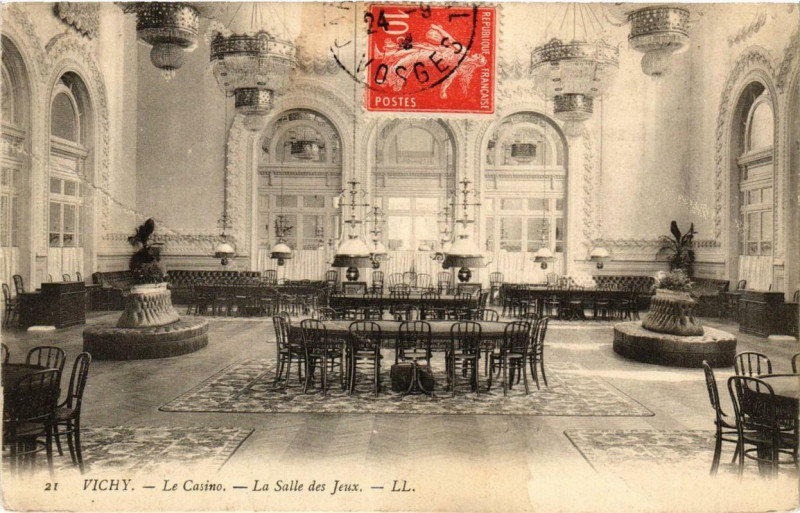 Carte postale ancienne Vichy Le Casino La Salle des Jeux à Vichy