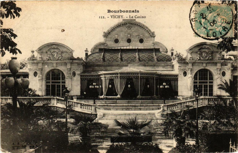 Carte postale ancienne Vichy Le Casino à Vichy