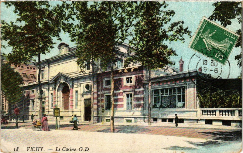 Carte postale ancienne Vichy Le Casino à Vichy