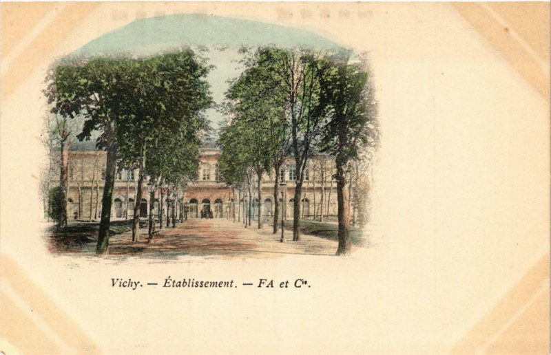 Carte postale ancienne Vichy Etabl. à Vichy