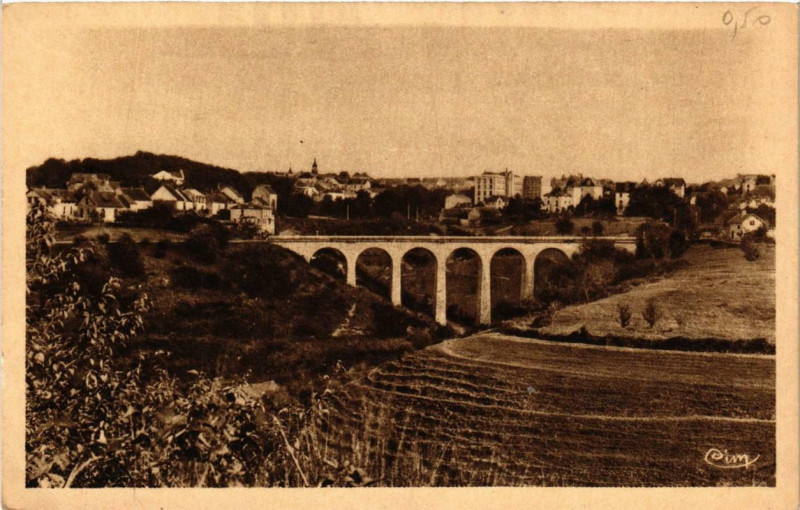 Carte postale ancienne Neris-les-Bains Vue générale à Néris-les-Bains