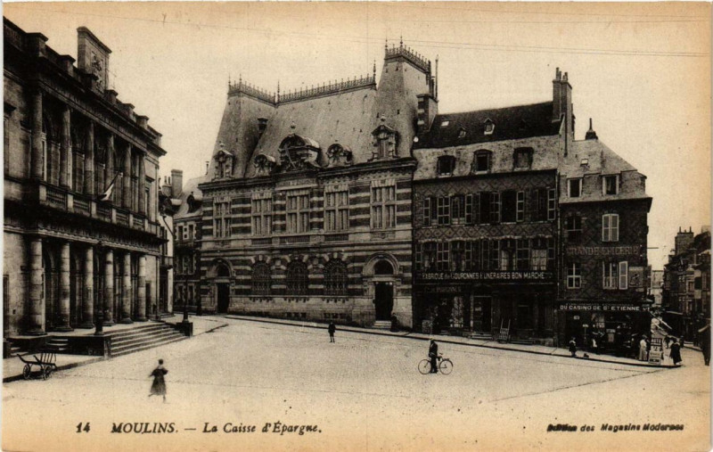 Carte postale ancienne Moulins La Caisse d'Epargne à Moulins