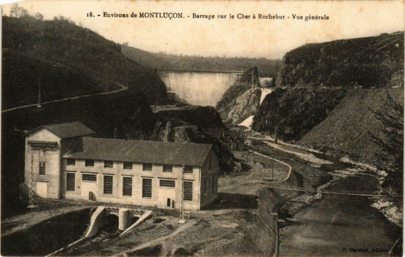 Carte postale ancienne Env. de Montlucon Barrage sur le Cher a Rochebut à Montluçon