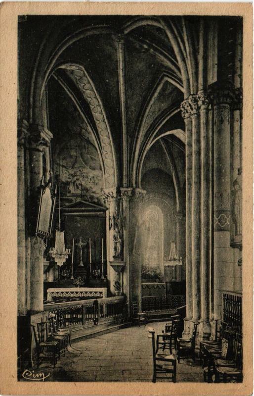 Carte postale ancienne Saint-Pourcain-sur-Sioule Interieur de l'Eglise Chapelle Saint-Joseph à Saint-Pourçain-sur-Sioule