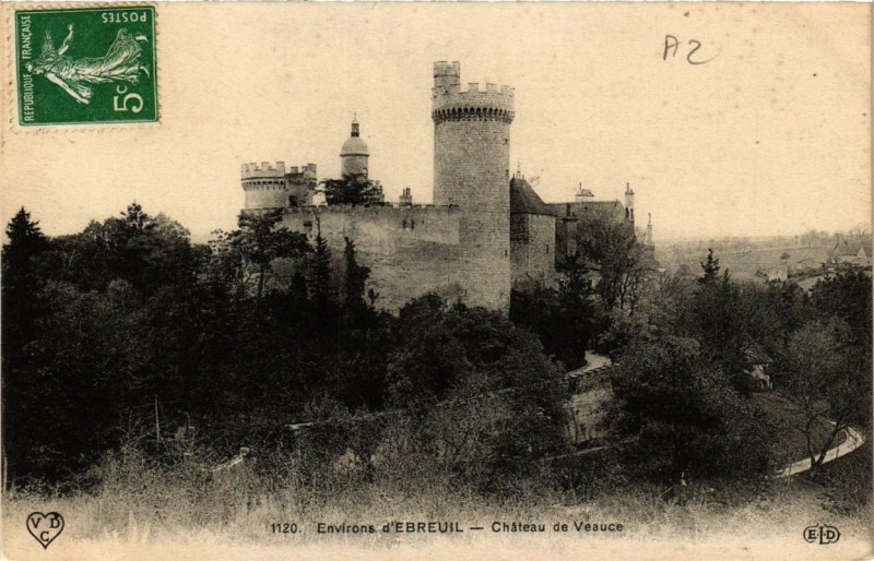 Carte postale ancienne Env. d'Ebreuil Chateau de Veauce à Veauce