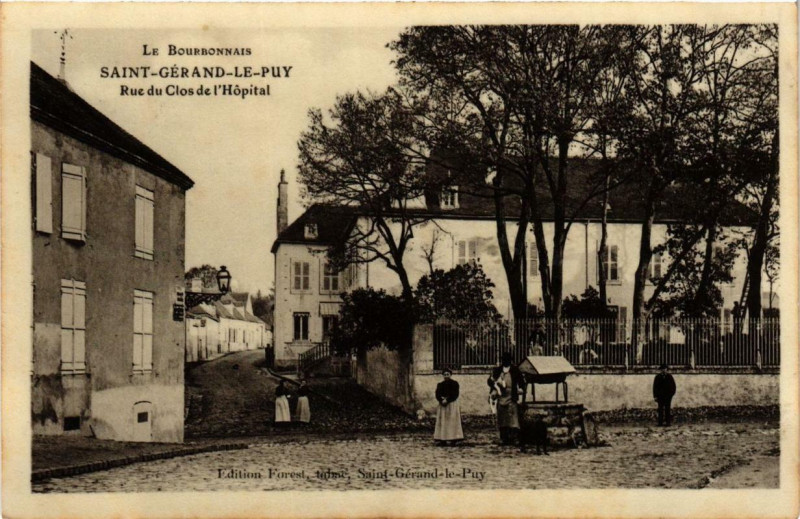 Carte postale ancienne Saint-Gerand-le-Puy Rue du Clos de l'Hopital à Saint-Gérand-le-Puy