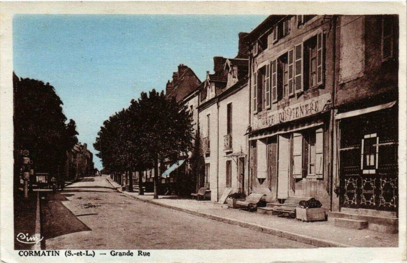 Carte postale ancienne Cormatin Grande Rue à Cormatin