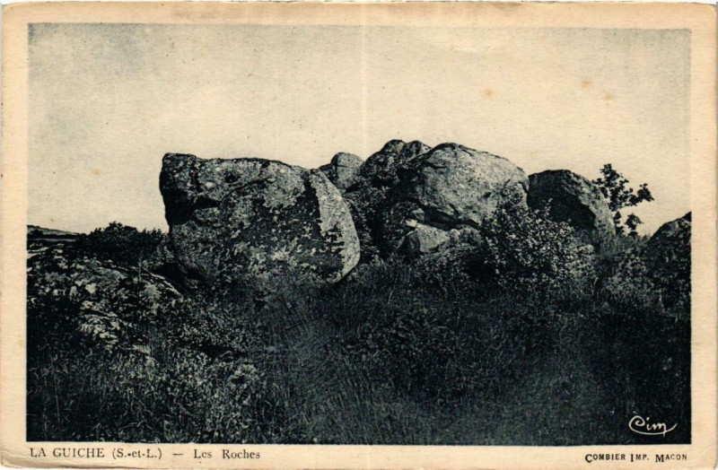 Carte postale ancienne La Guiche Les Roches à La Guiche