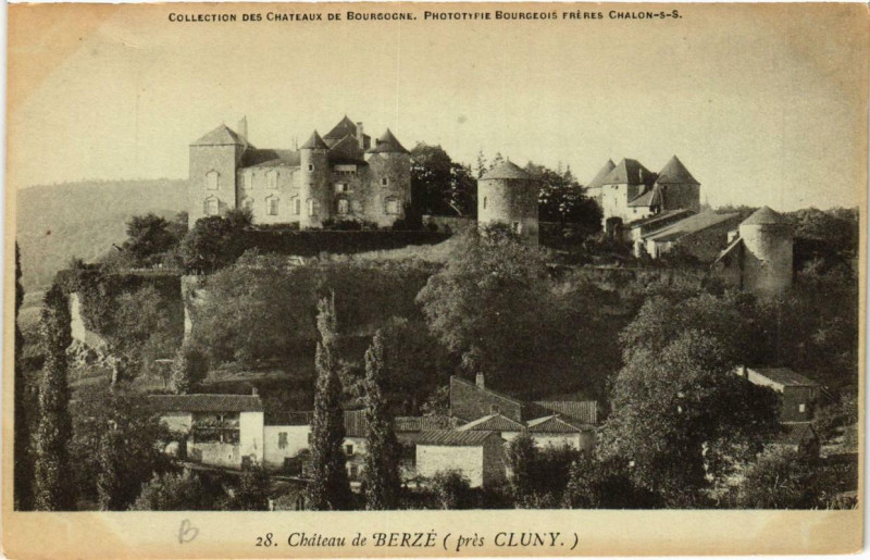 Carte postale ancienne Chateau de Berzé à Château