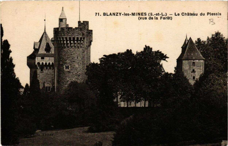 Carte postale ancienne Blanzy les Mines Le Chateau du Plessis à Blanzy
