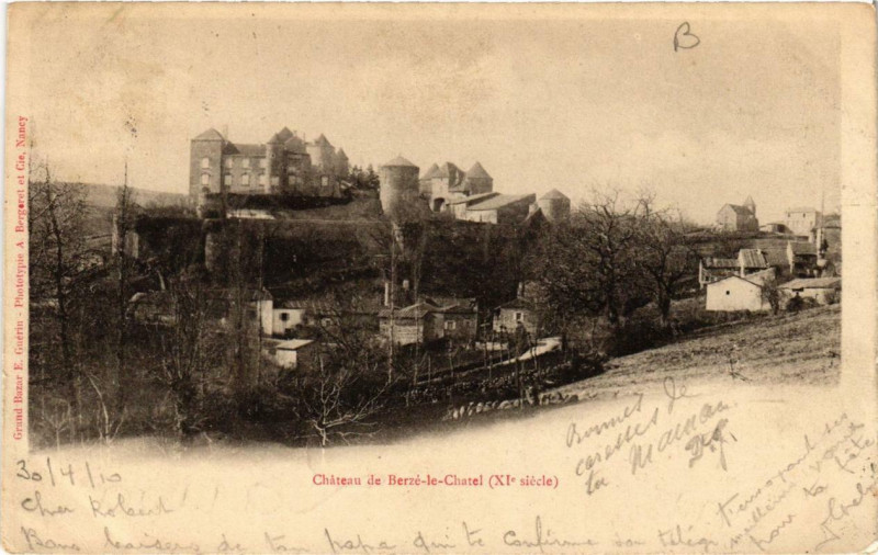 Carte postale ancienne Chateau de Berzé le Chatel à Château