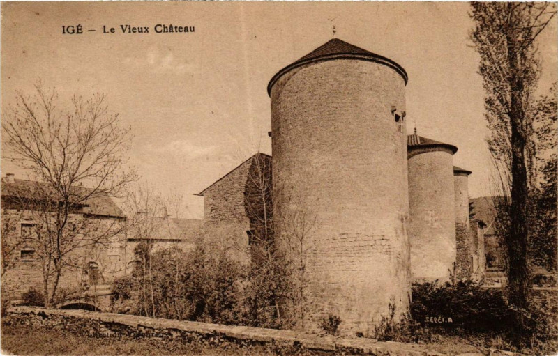 Carte postale ancienne Ige Le Vieux Chateau à Igé