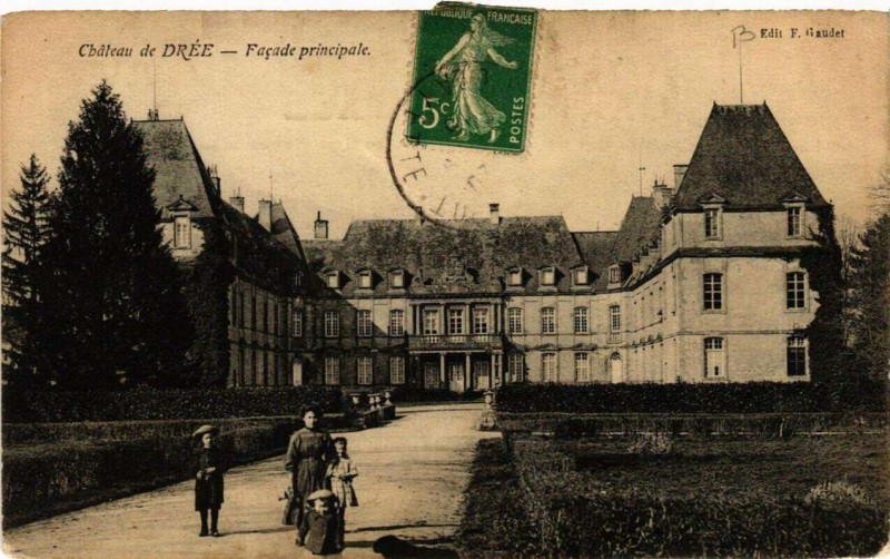 Carte postale ancienne Chateau de Drée Facade principale à Château