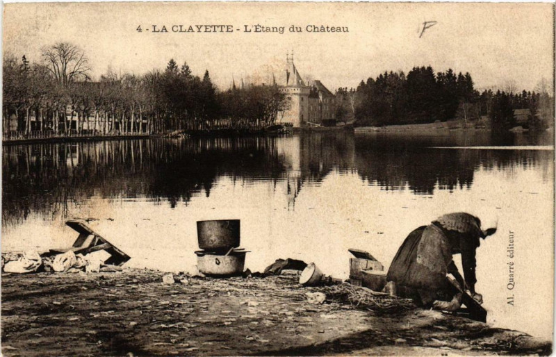Carte postale ancienne La Clayette l'Etang du Chateau à Château