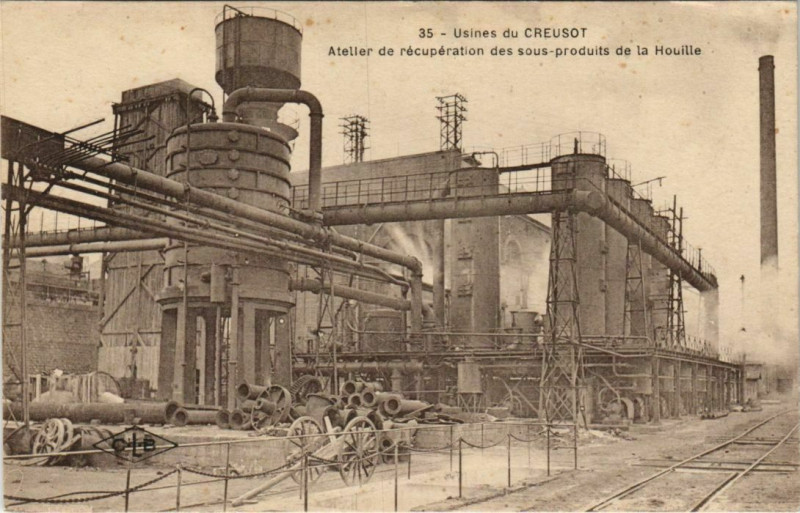 Carte postale ancienne Le Creusot Atelier de recuperation France au Creusot
