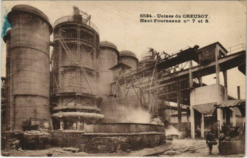 Carte postale ancienne Le Creusot Haut Fourneaux France au Creusot