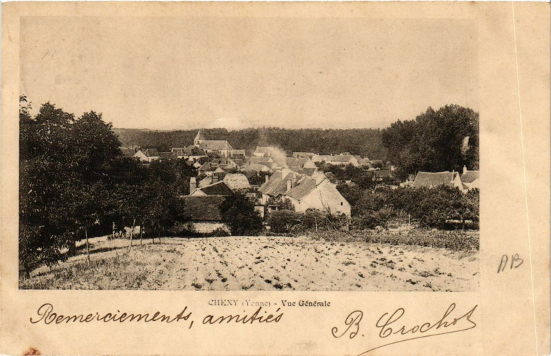 Carte postale ancienne Cheny - Vue générale à Cheny
