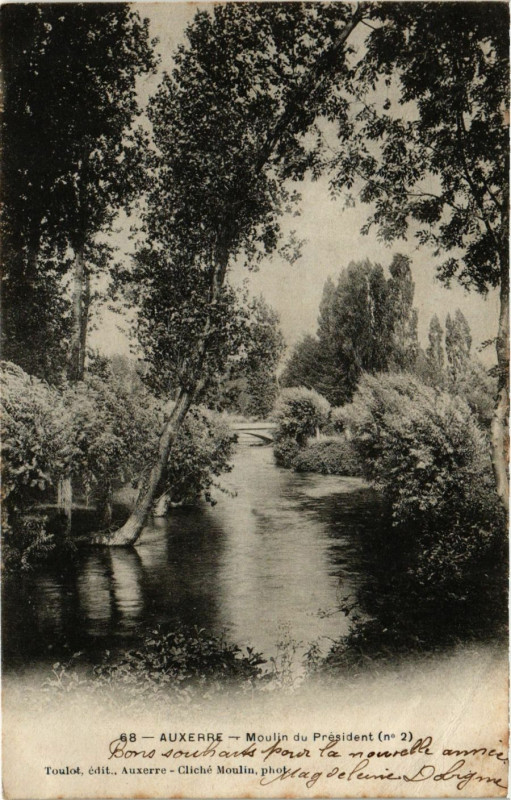 Carte postale ancienne Auxerre - Moulin du president à Auxerre