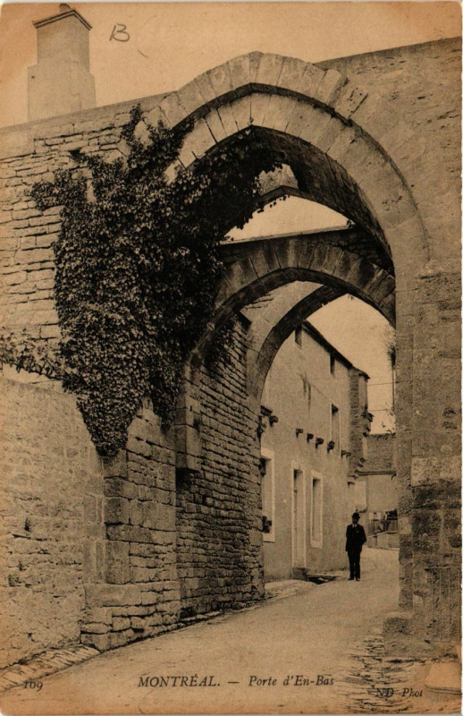 Carte postale ancienne Montreal - Porte d'en-Bas à Montréal