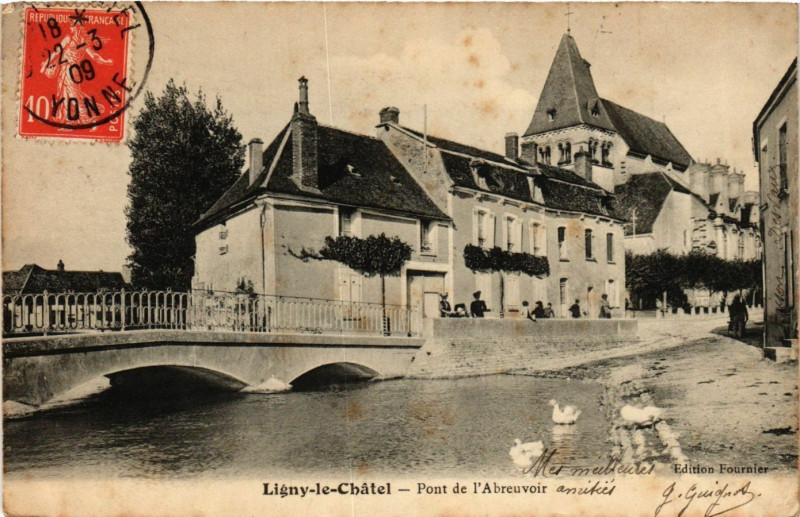 Carte postale ancienne Ligny-le-Chatel - Pont de l'Abreuvoir à Ligny-le-Châtel