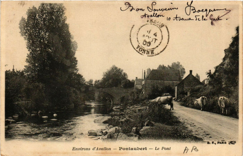 Carte postale ancienne Env. d'Avallon - Pontaubert - Le Pont à Pontaubert