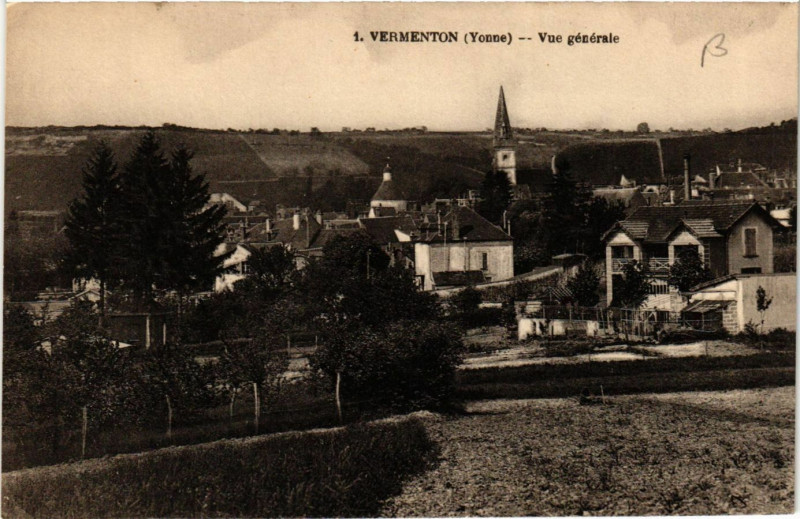 Carte postale ancienne Vermenton - Vue générale à Vermenton