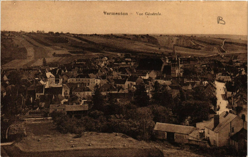 Carte postale ancienne Vermenton - Vue générale à Vermenton