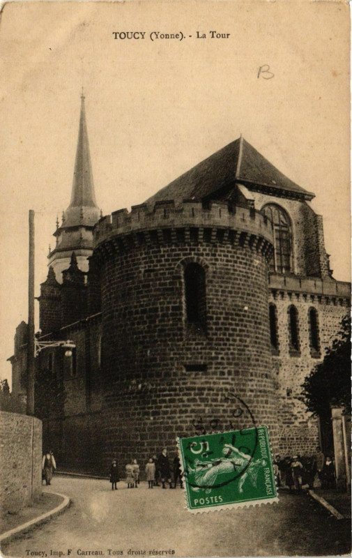 Carte postale ancienne Toucy - La Tour à Toucy