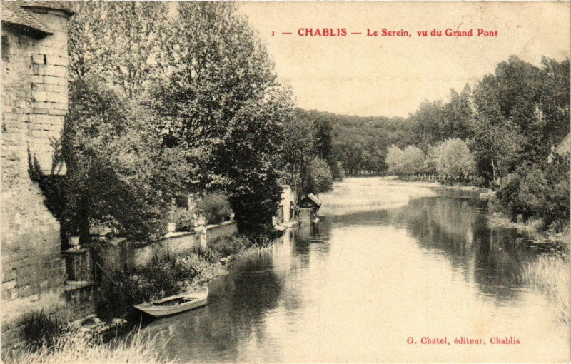 Carte postale ancienne Chablis - Le Sercin vu du Grand Pont à Chablis