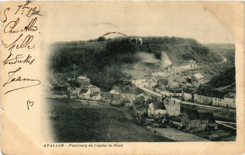 Carte postale ancienne Avallon - Faubourg de Cousin-le-Pont à Avallon