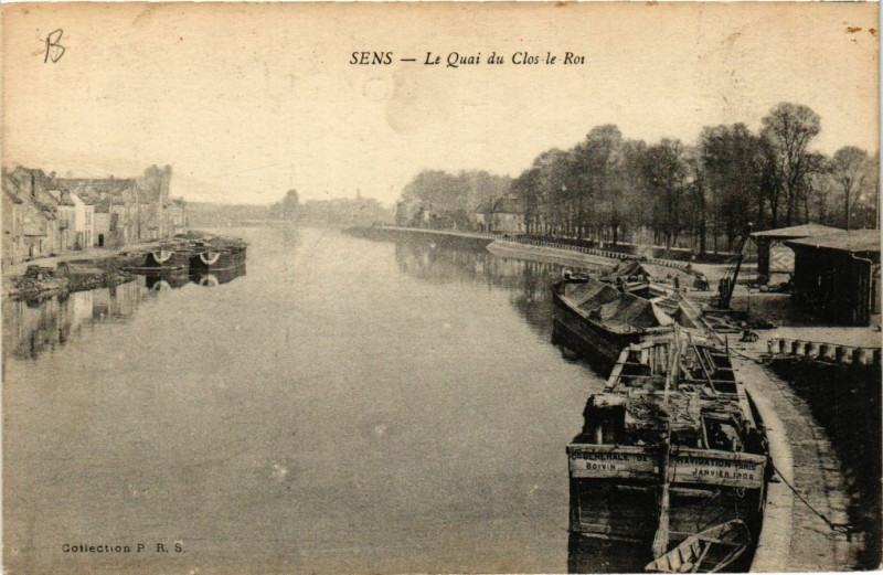 Carte postale ancienne Sens - Le Quai du Clos le Rot à Sens